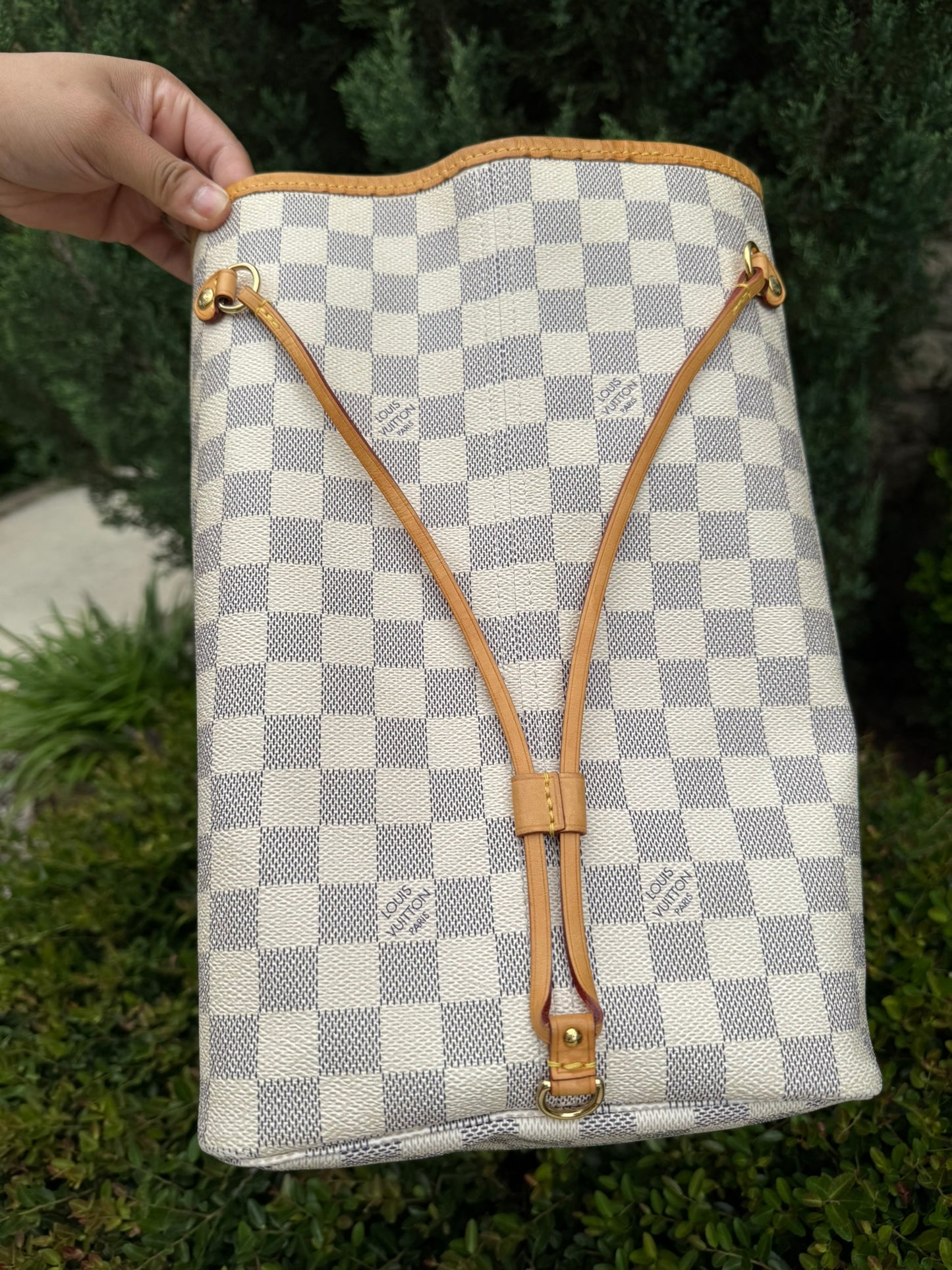 Louis Vuitton Neverfull GM in Damier Azur Canvas