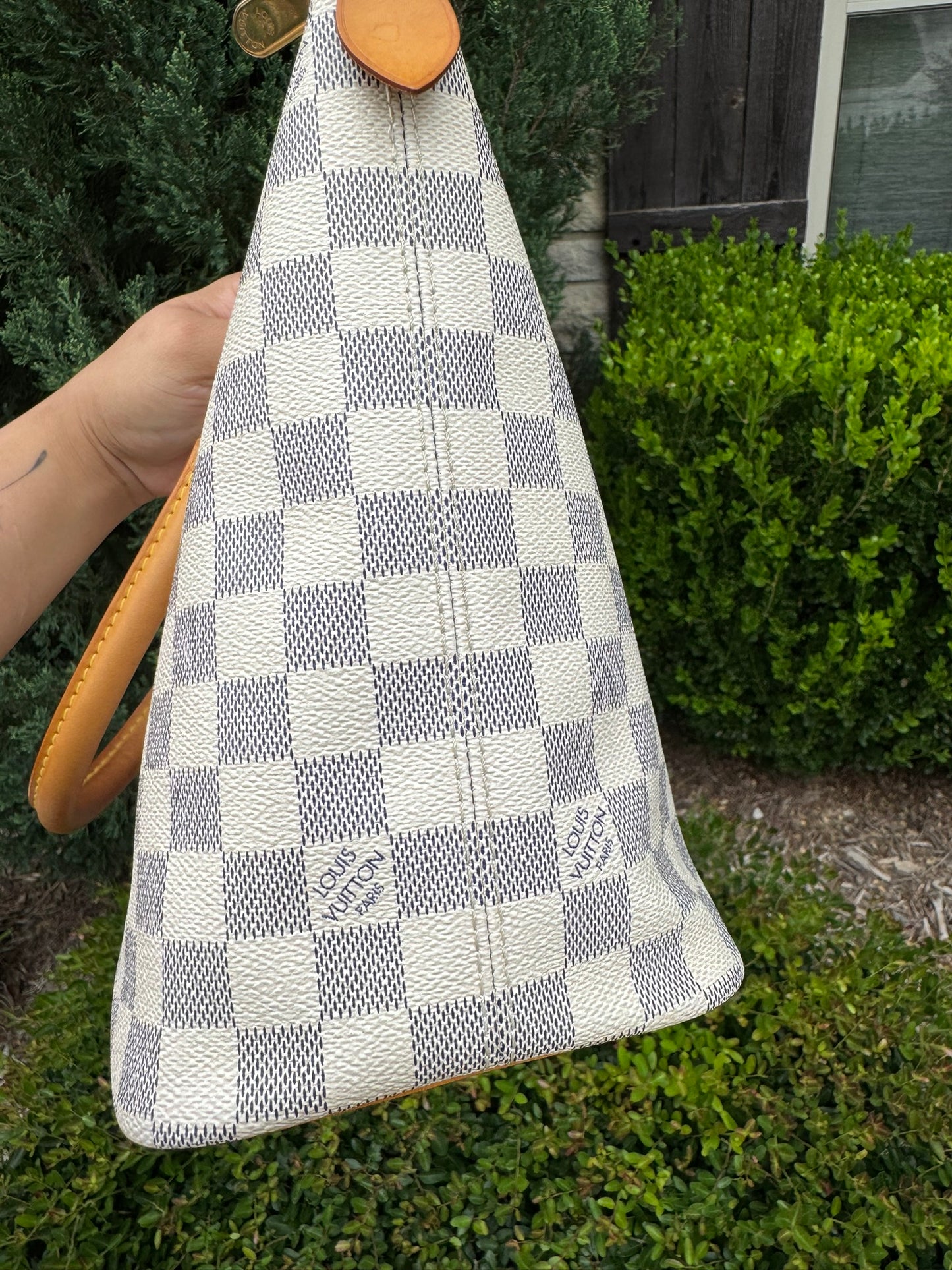Louis Vuitton Saleya MM in Damier Azur Canvas