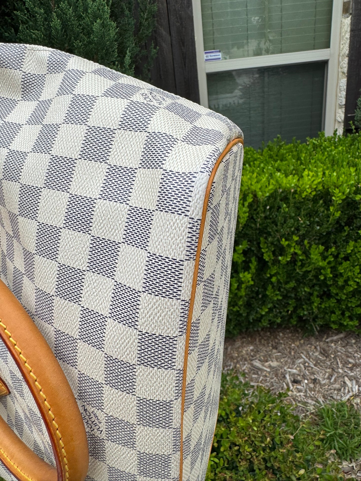 Louis Vuitton Saleya MM in Damier Azur Canvas