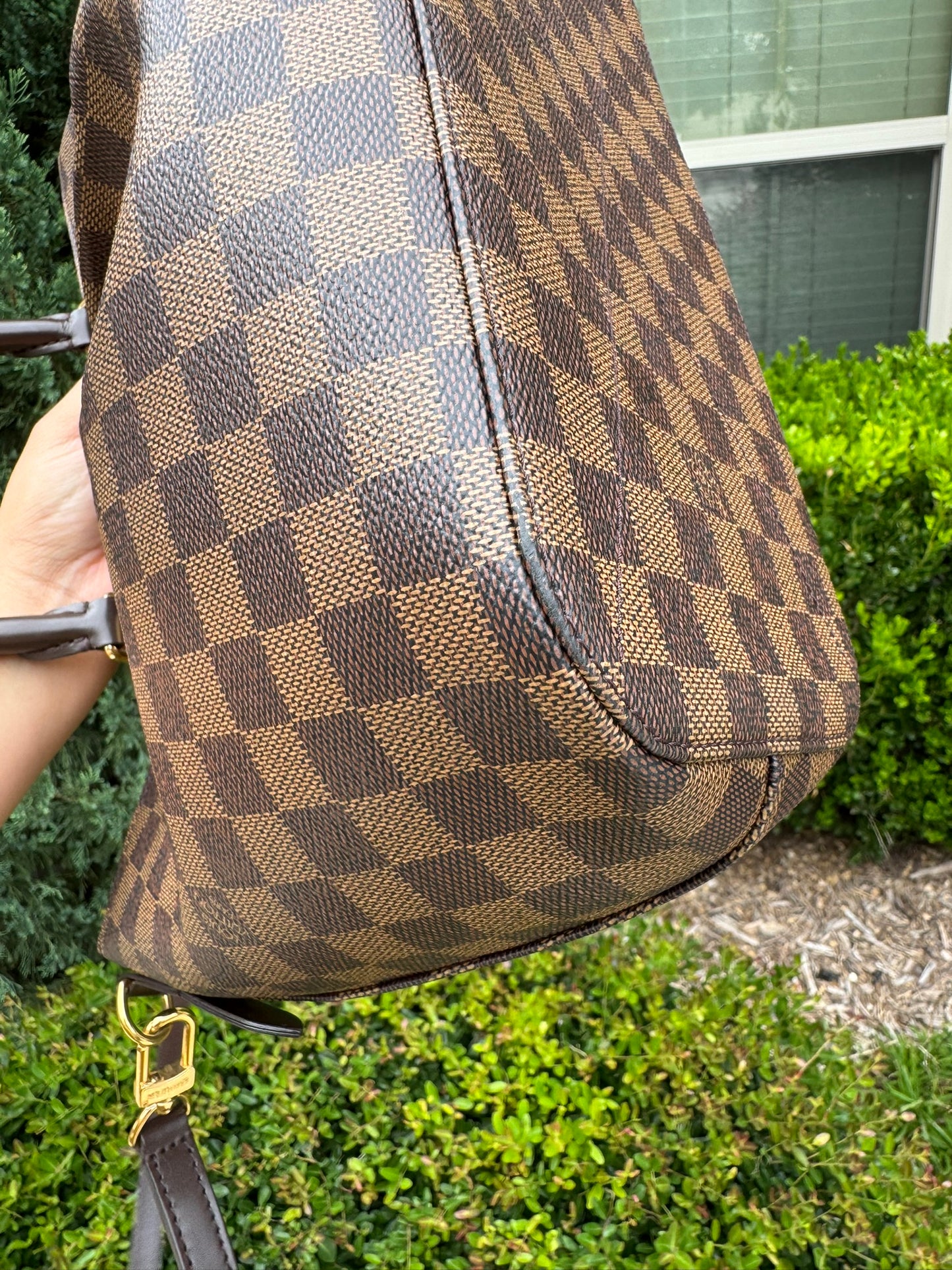 Louis Vuitton Siena MM in Damier Ebene Canvas