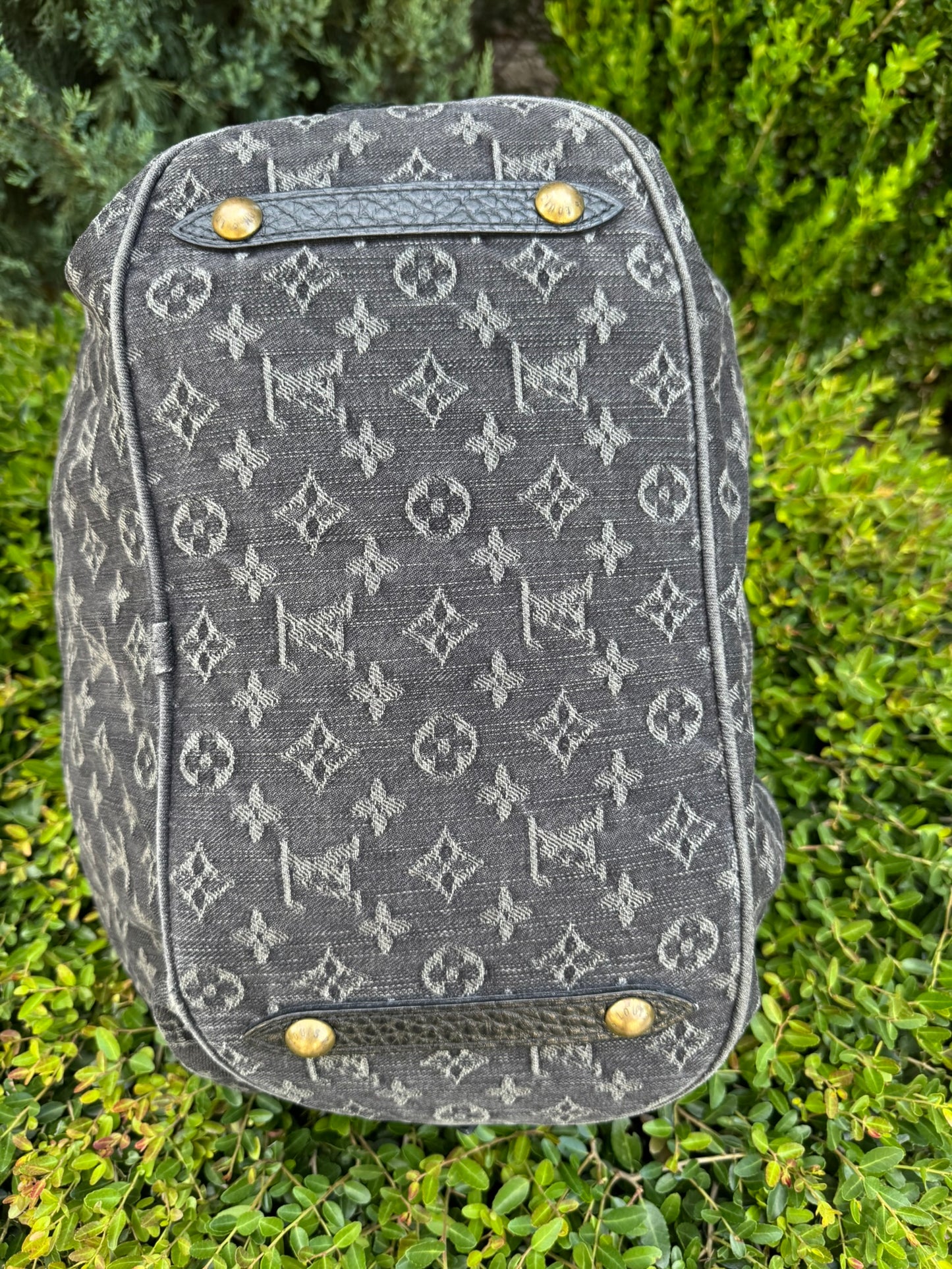 Louis Vuitton Mahina XL