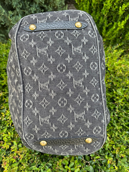Louis Vuitton Mahina XL