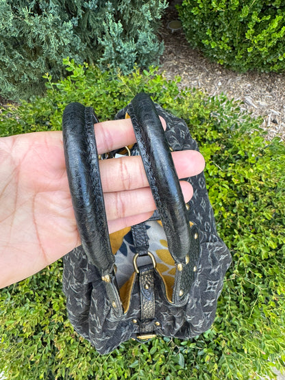 Louis Vuitton Mahina XL