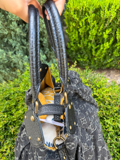 Louis Vuitton Mahina XL