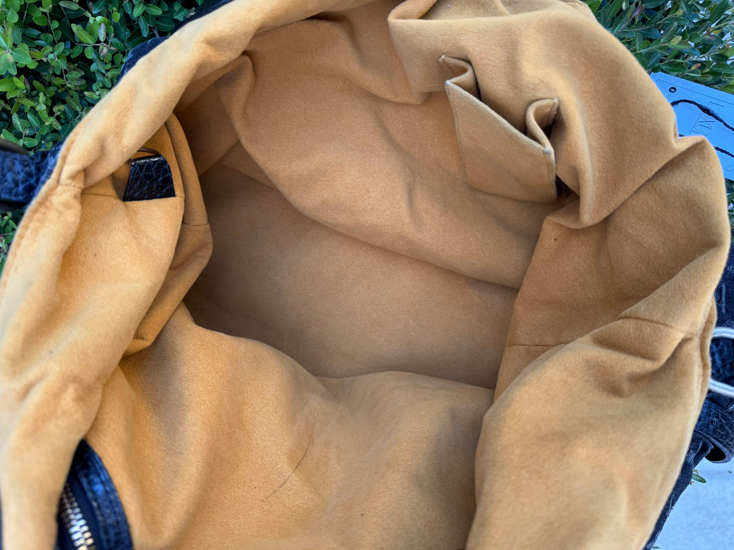 Louis Vuitton Mahina XL