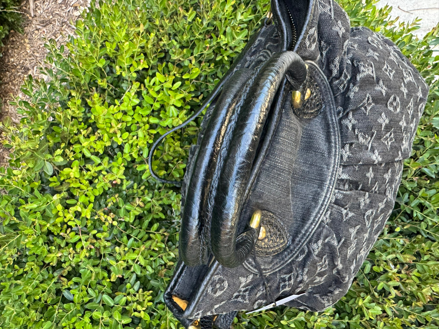 Louis Vuitton Cabby MM