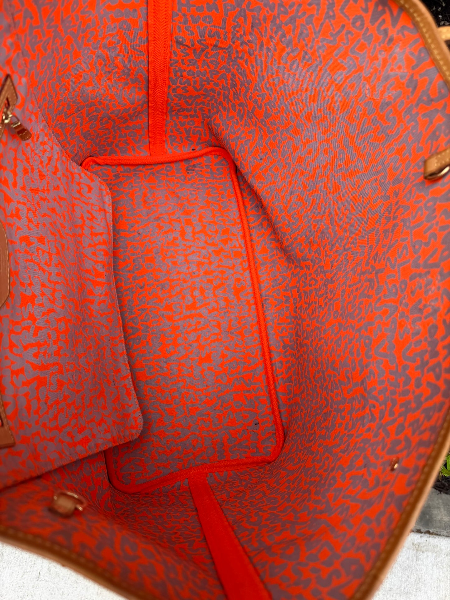 Louis Vuitton Neverfull GM – Monogram Graffiti Orange