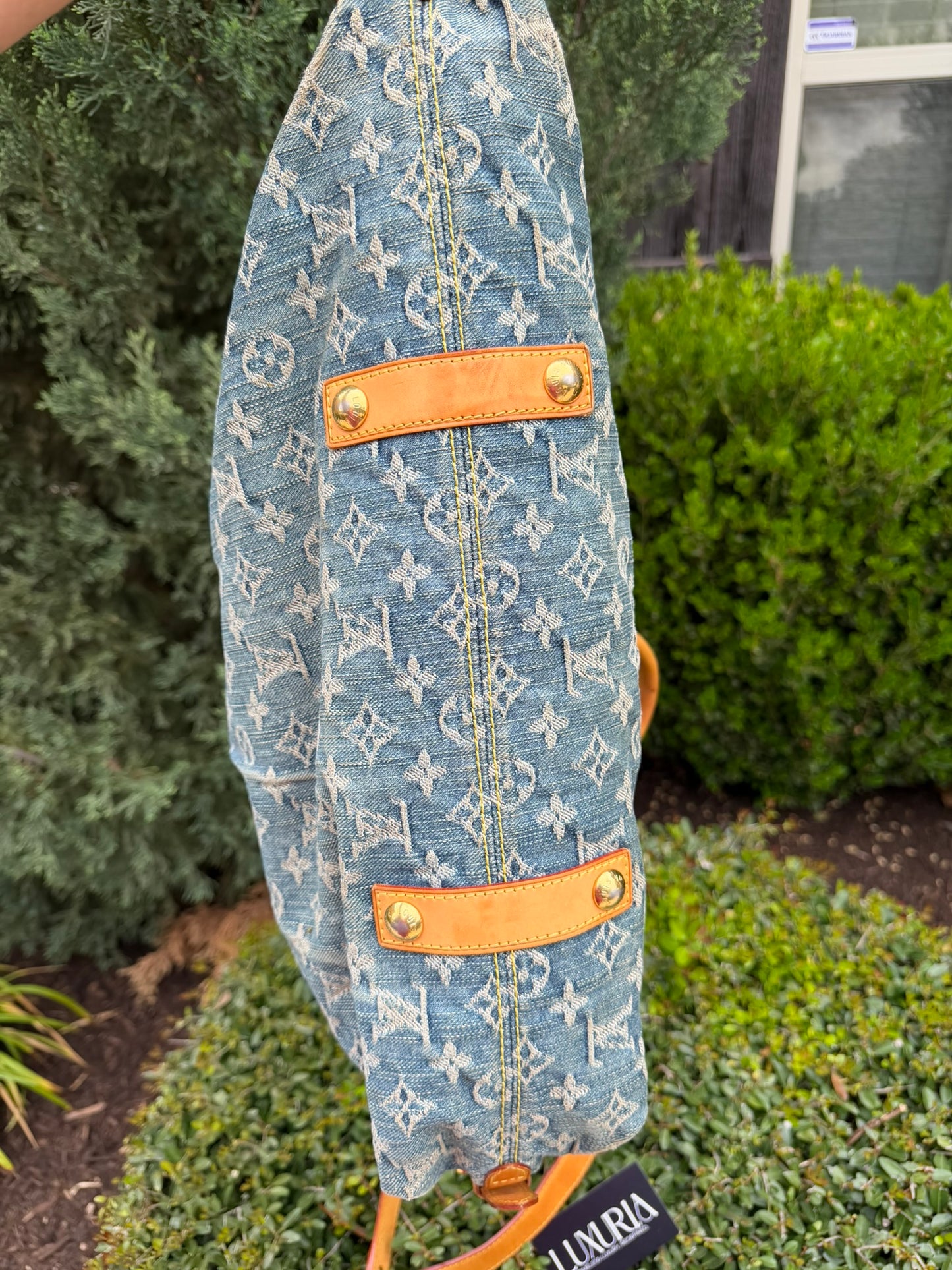 Louis Vuitton Neo Cabby GM – Blue Denim Monogram