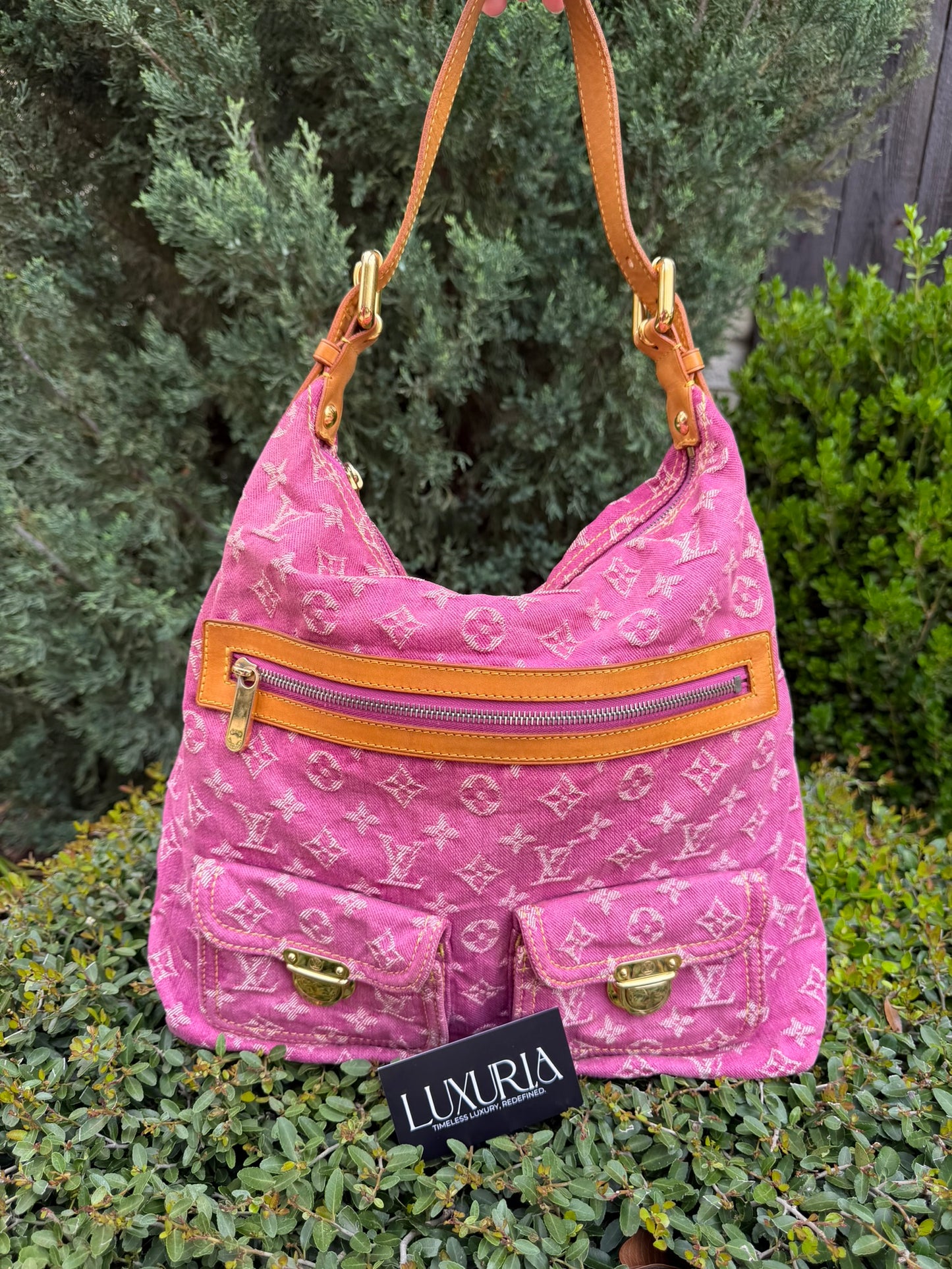 Louis Vuitton Neo Baggy GM – Pink Monogram Denim