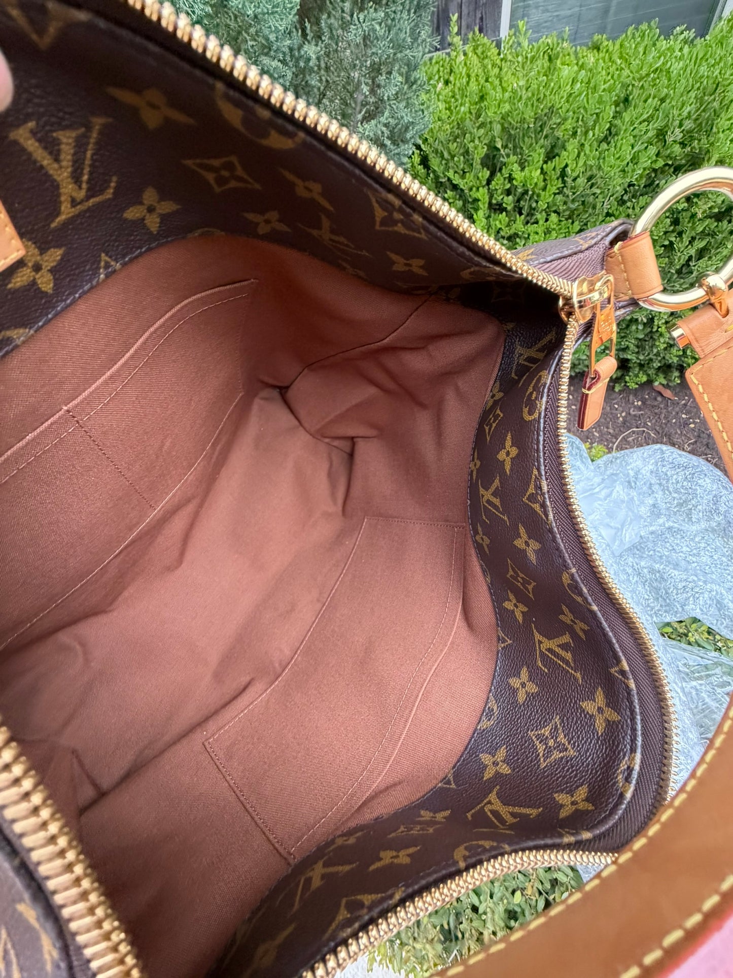 Louis Vuitton Sully – Monogram Canvas