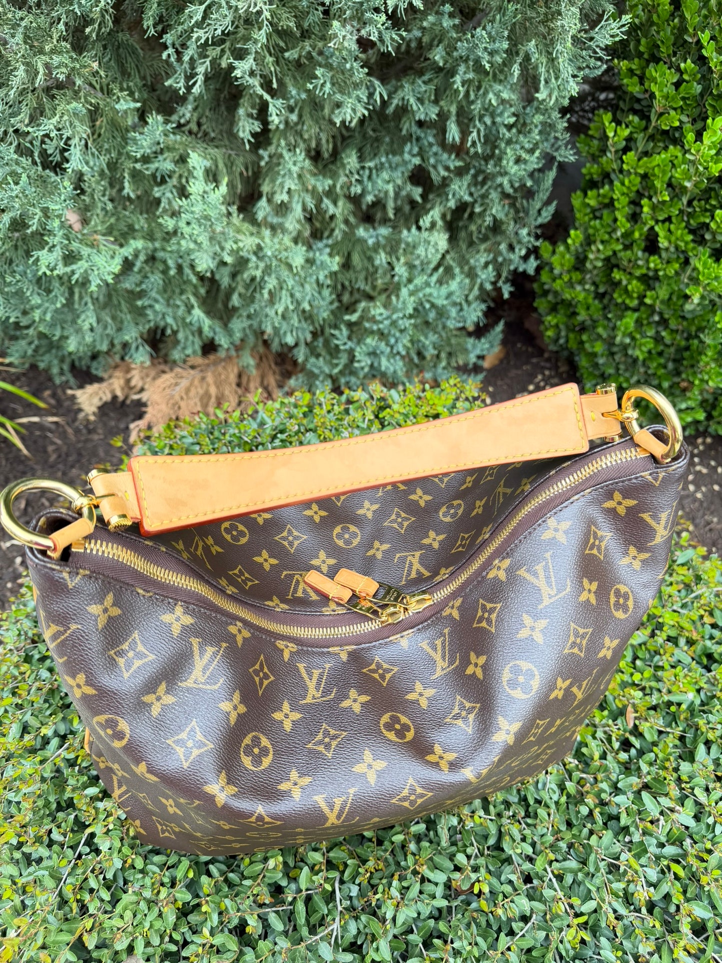 Louis Vuitton Sully – Monogram Canvas