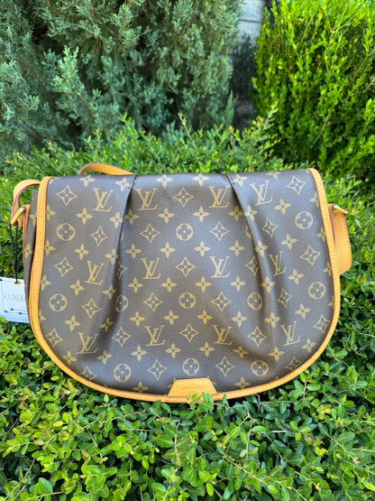 Louis Vuitton Menilmontant MM
