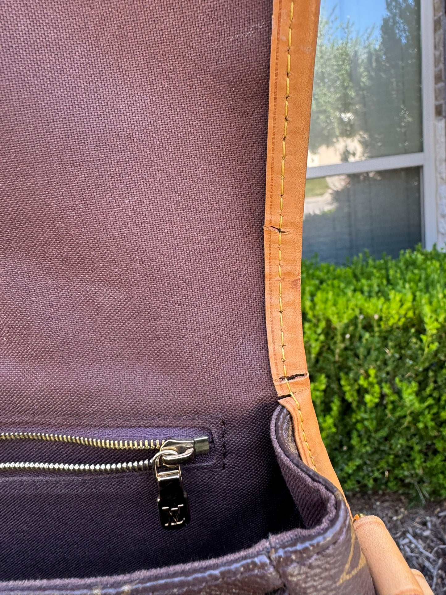 Louis Vuitton Menilmontant MM