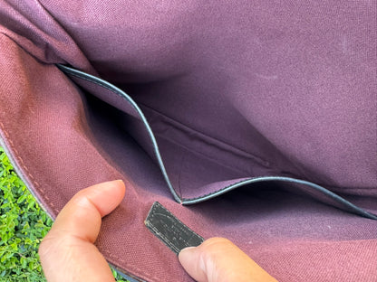 Louis Vuitton Bass Messenger MM