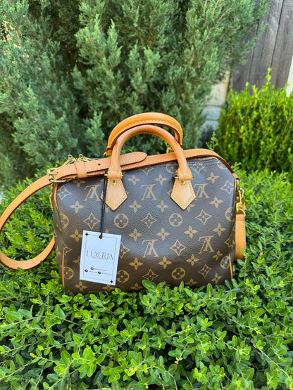 Louis Vuitton Speedy Bandoulière 25 in Monogram Canvas