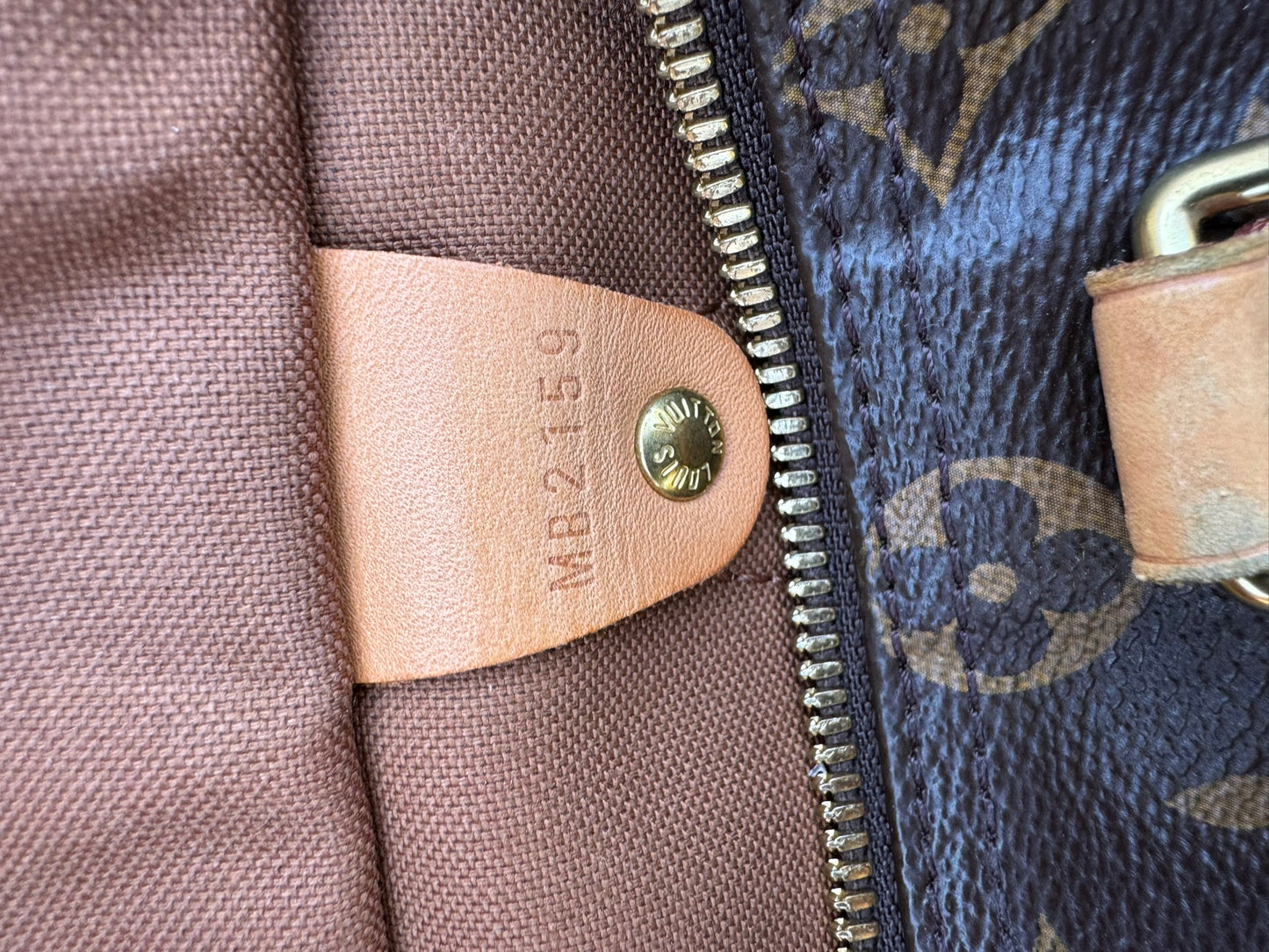 Louis Vuitton Speedy Bandoulière 25 in Monogram Canvas