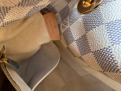 Louis Vuitton Artsy MM in Damier Azur Canvas