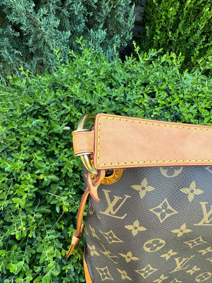 Louis Vuitton Berri PM in Monogram Canvas