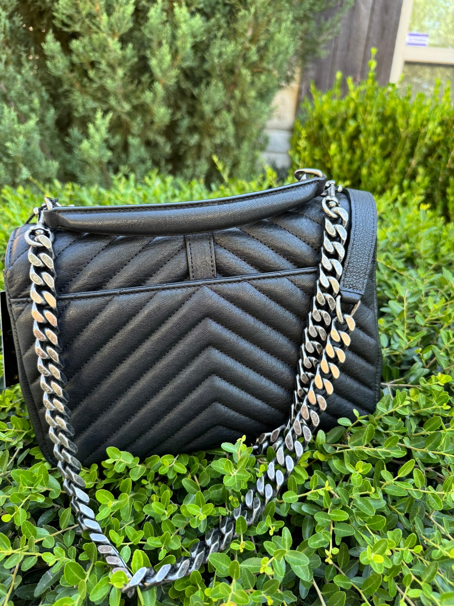 Saint Laurent College Medium in Chevron Quilted Leather