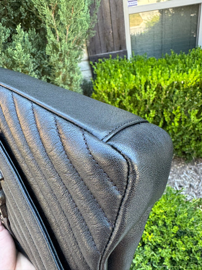 Saint Laurent College Medium in Chevron Quilted Leather