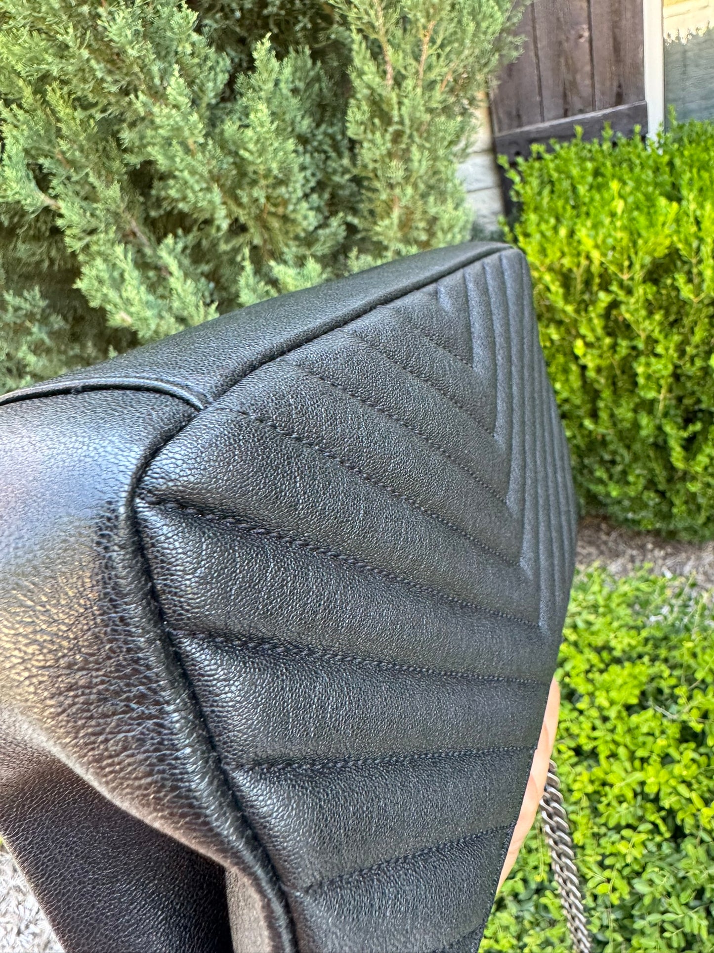 Saint Laurent College Medium in Chevron Quilted Leather