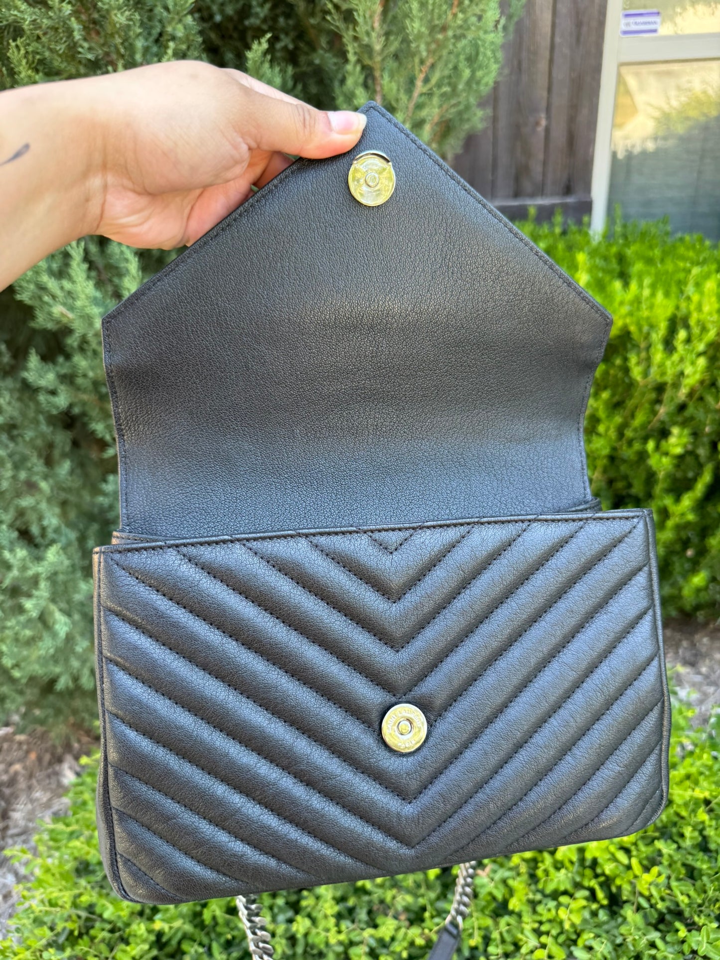 Saint Laurent College Medium in Chevron Quilted Leather