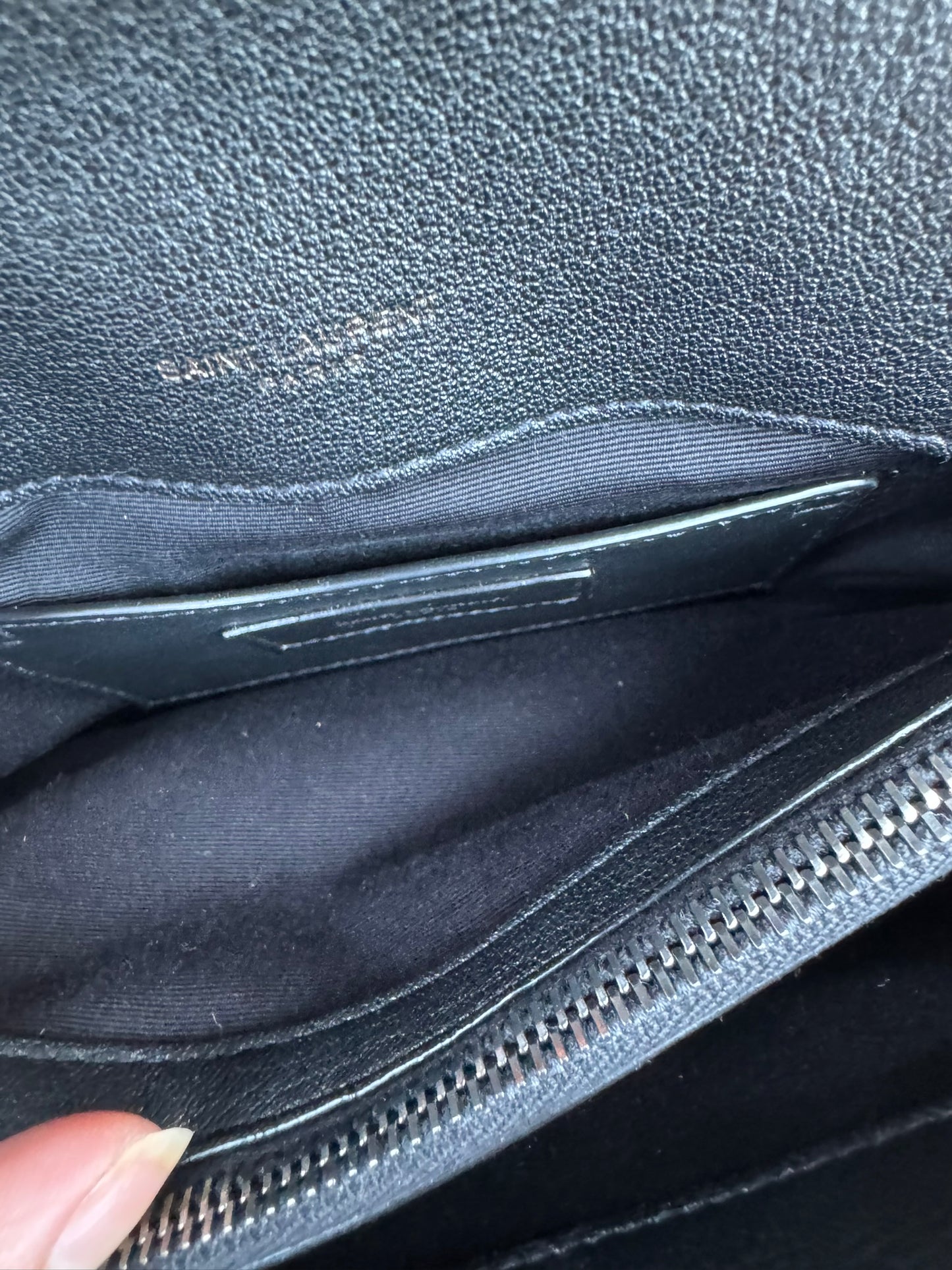 Saint Laurent College Medium in Chevron Quilted Leather