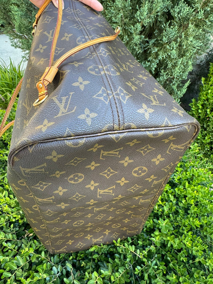 Louis Vuitton Neverfull GM in Monogram Canvas