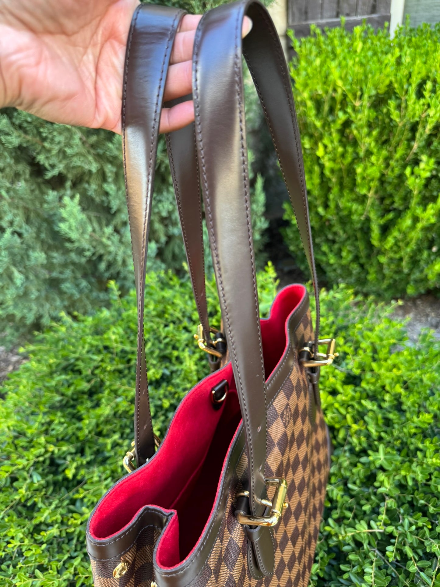 Louis Vuitton Hampstead MM in Damier Ebene Canvas