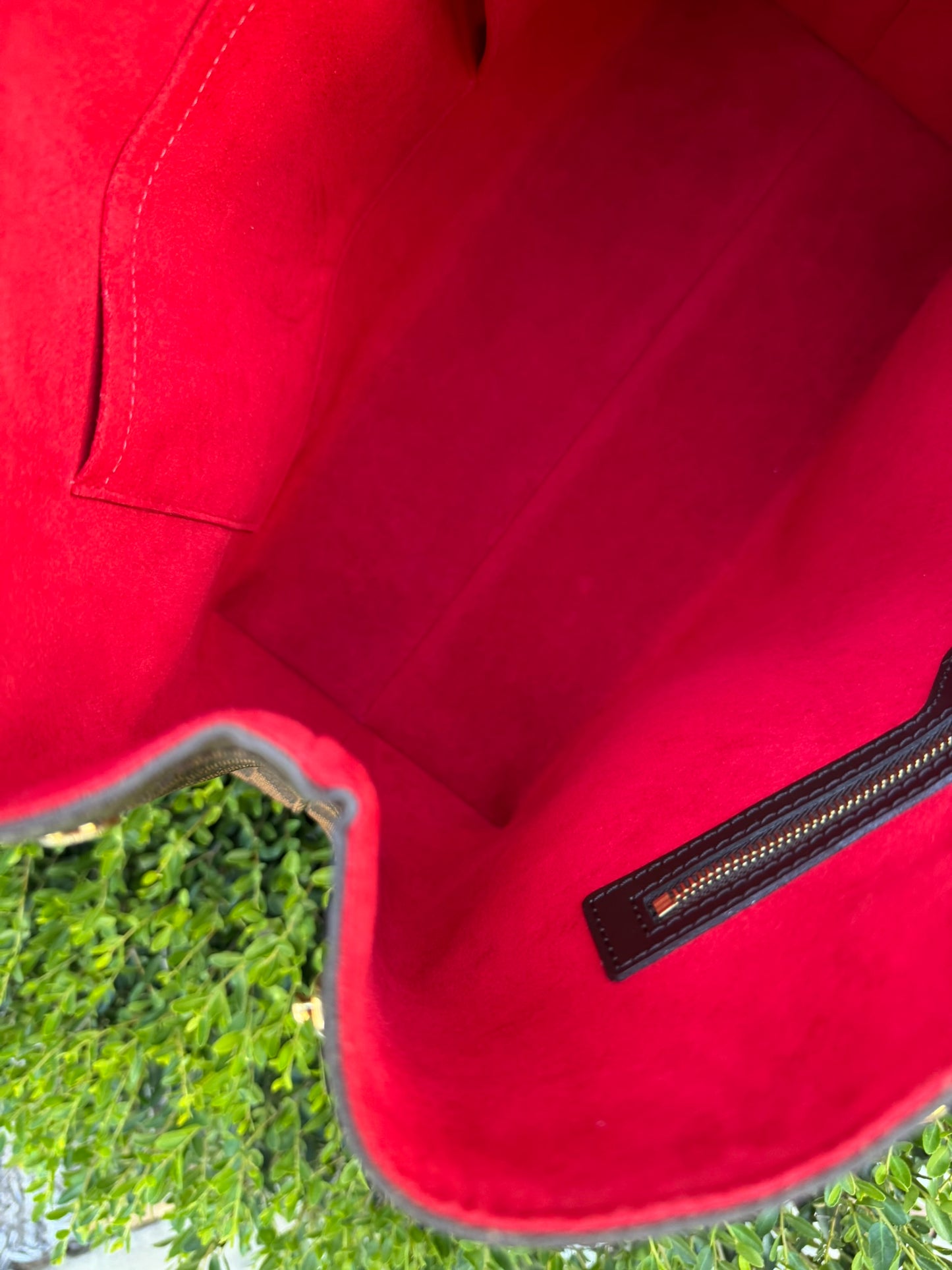 Louis Vuitton Hampstead MM in Damier Ebene Canvas