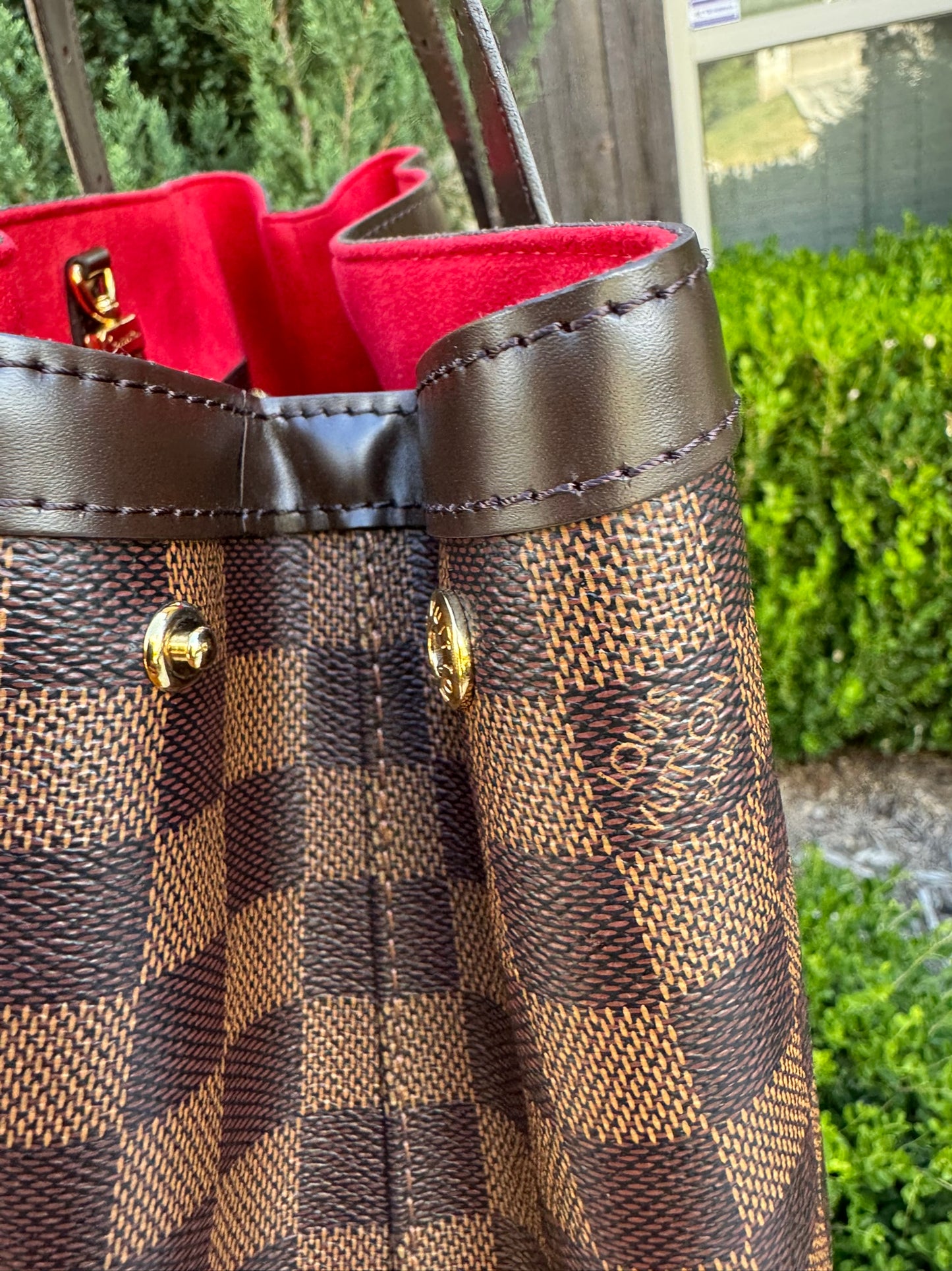 Louis Vuitton Hampstead MM in Damier Ebene Canvas