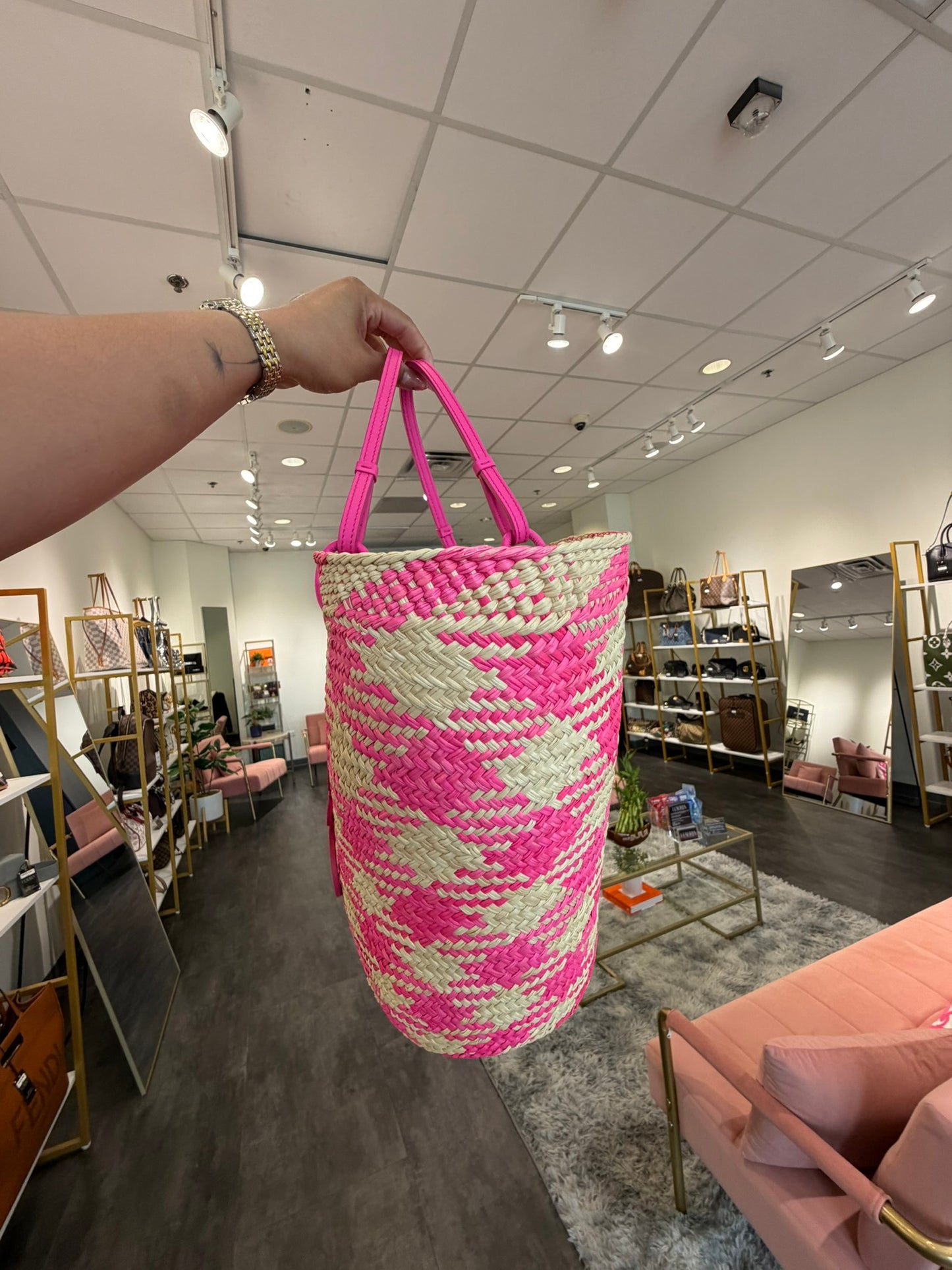 Loewe Anagram Raffia Tote – Hot Pink