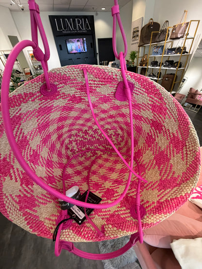 Loewe Anagram Raffia Tote – Hot Pink