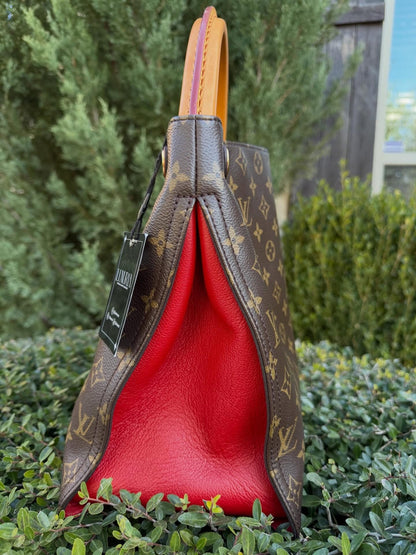 Louis Vuitton Gaia – Red