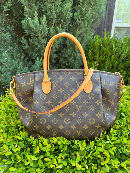 Louis Vuitton Turenne MM – Monogram Canvas