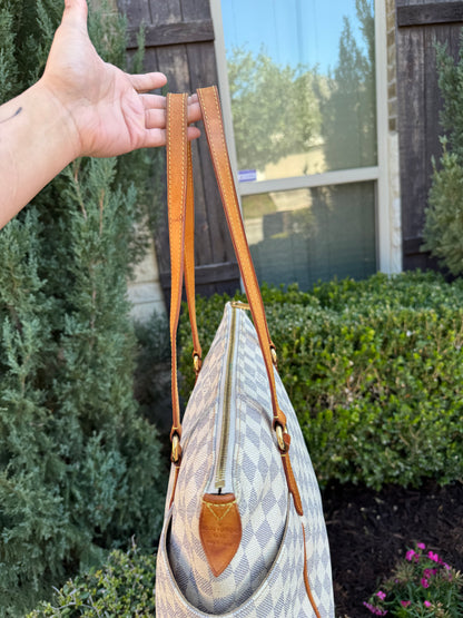 Louis Vuitton Totally MM