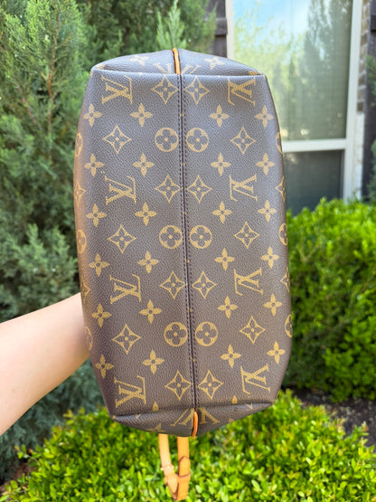 Louis Vuitton Turenne MM – Monogram Canvas
