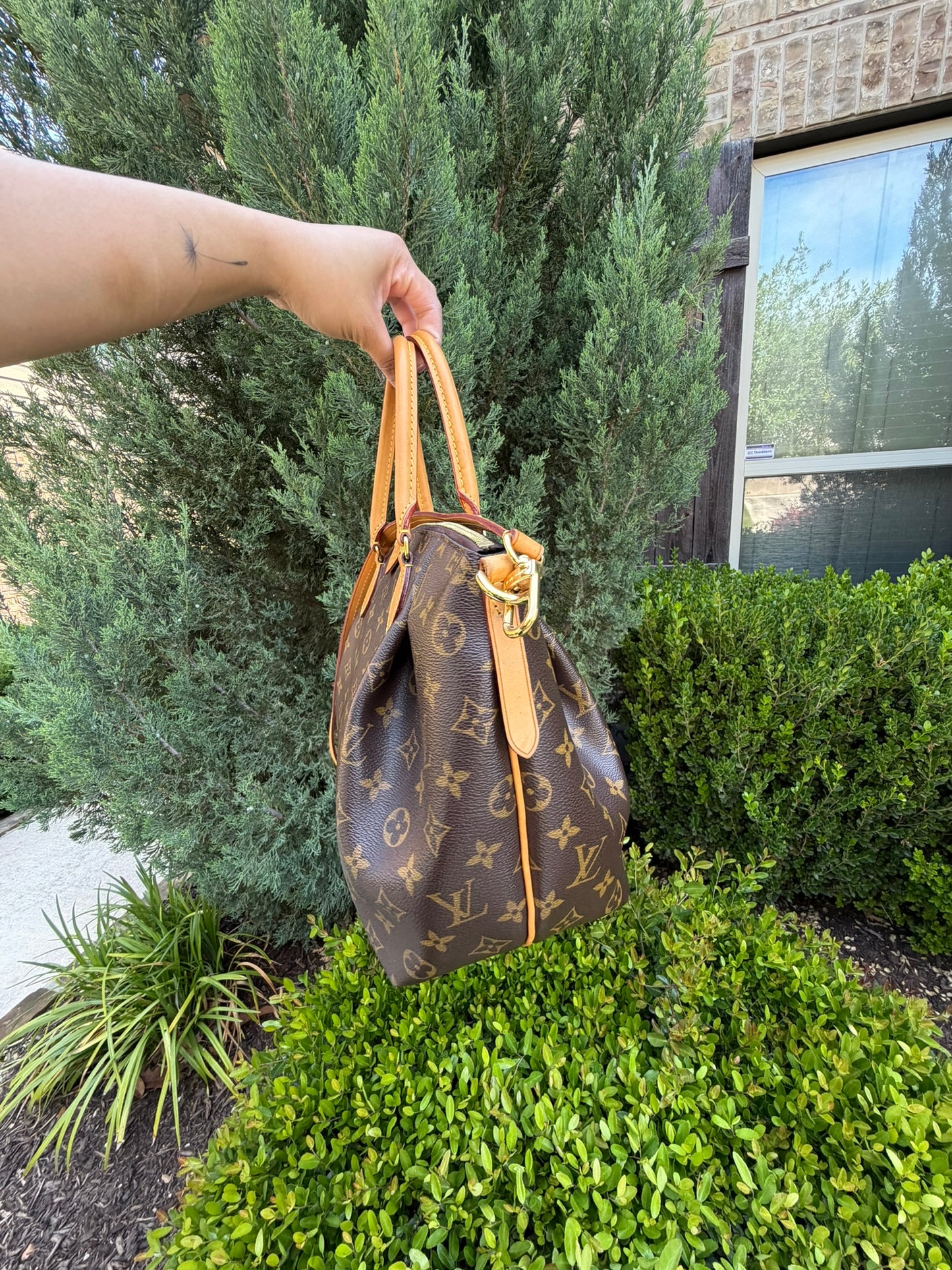 Louis Vuitton Turenne MM – Monogram Canvas