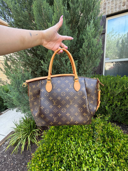 Louis Vuitton Turenne MM – Monogram Canvas