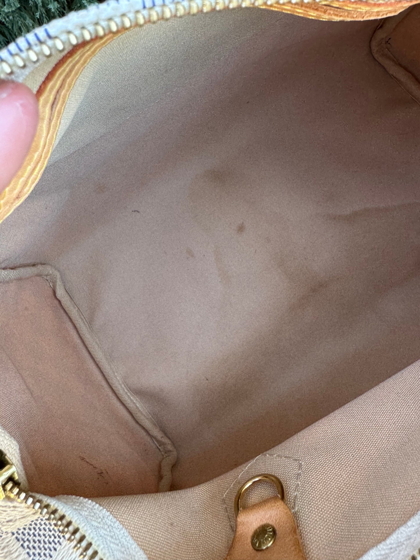 Louis Vuitton Speedy 30