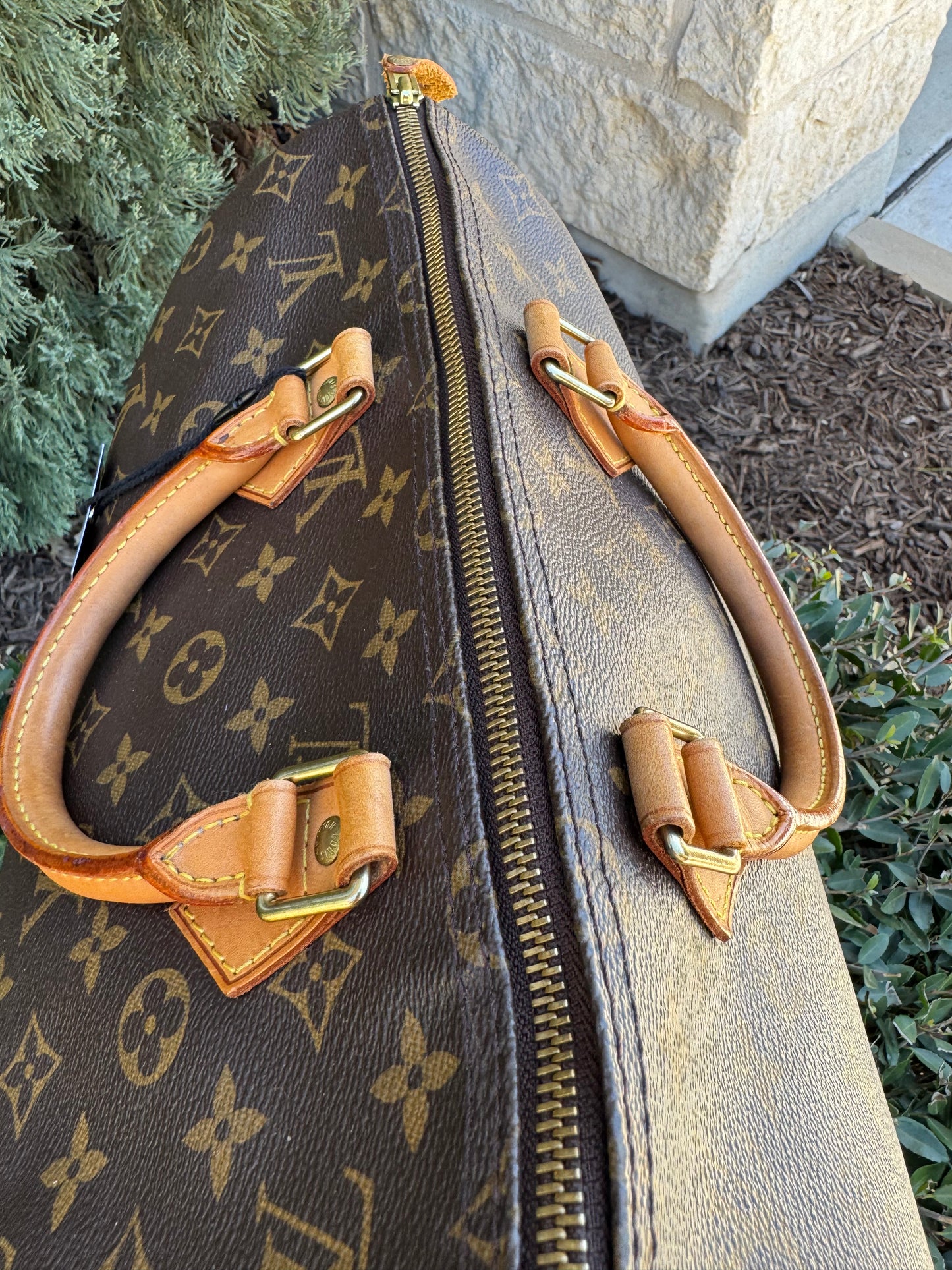 Louis Vuitton Speedy 35