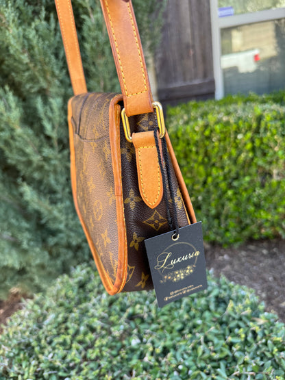 Louis Vuitton Menilmontant PM