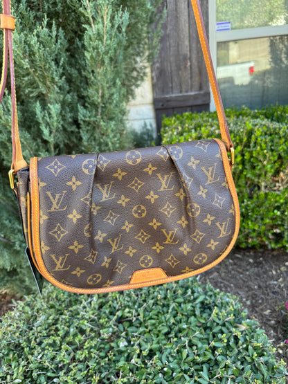 Louis Vuitton Menilmontant PM