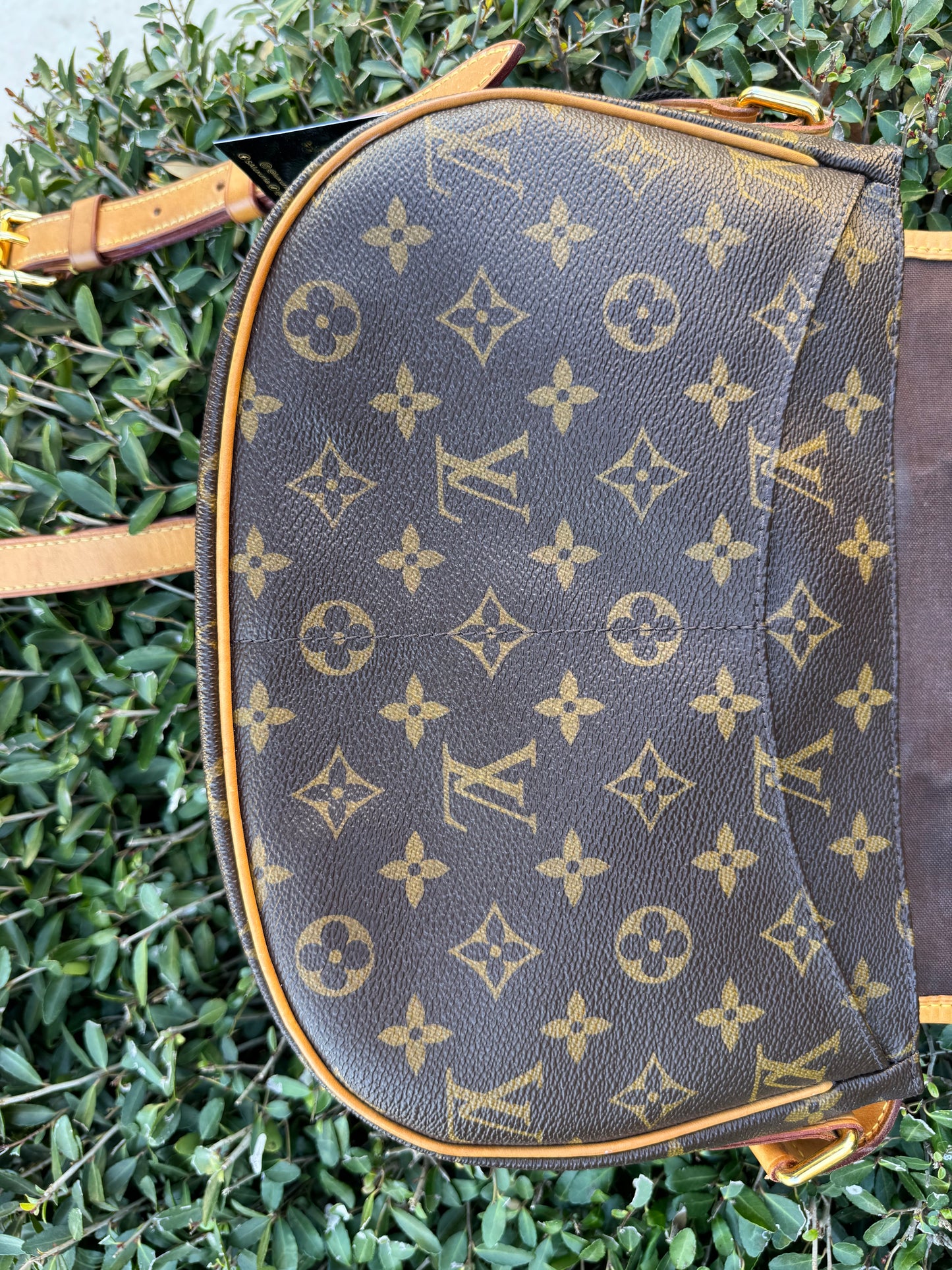 Louis Vuitton Menilmontant PM