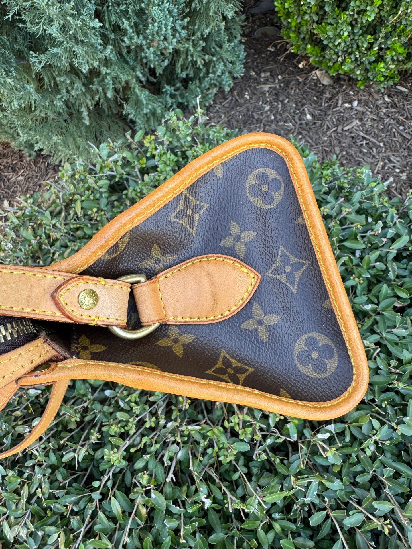 Louis Vuitton Popincourt Crossbody