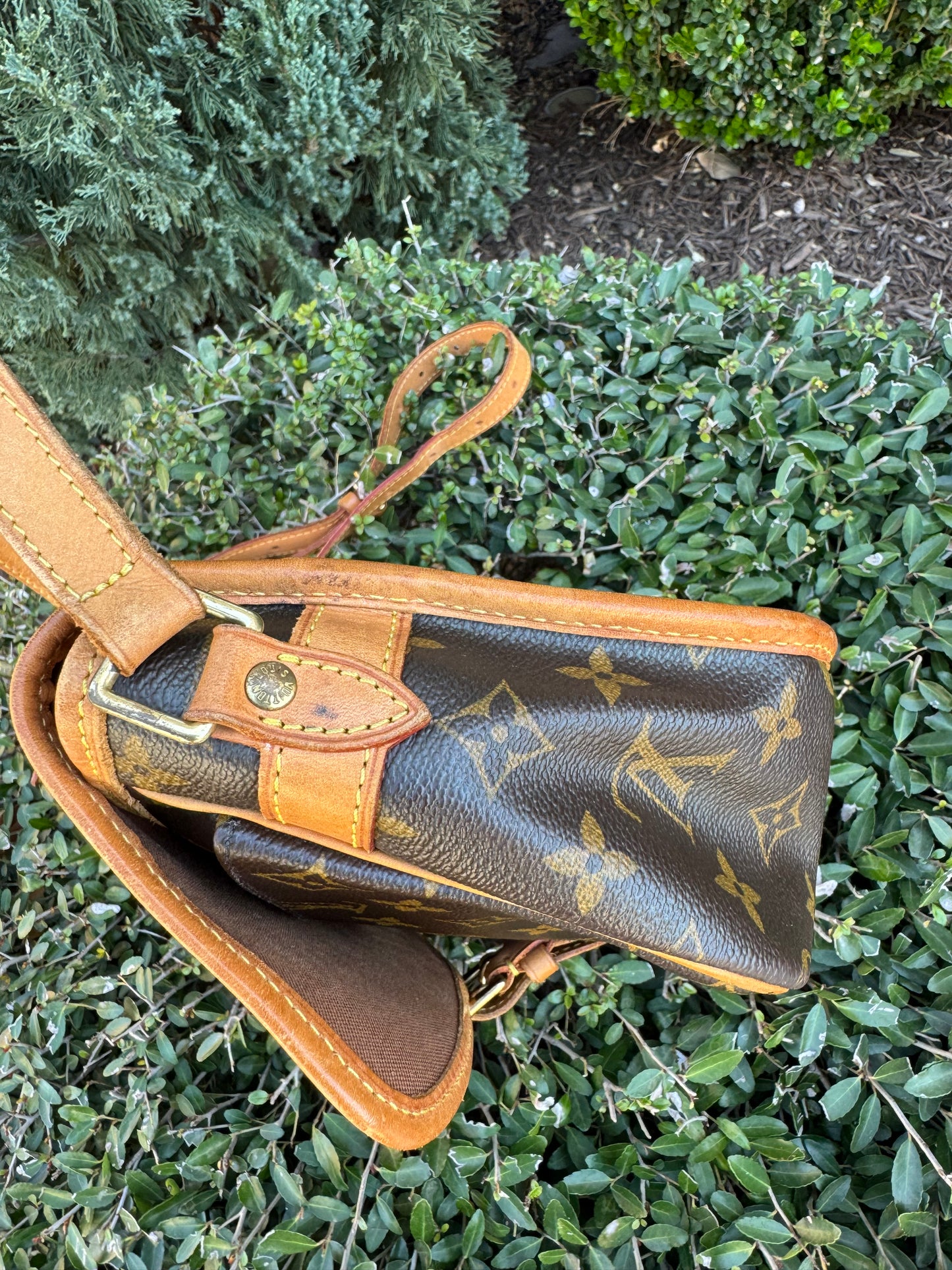 Louis Vuitton Sologne