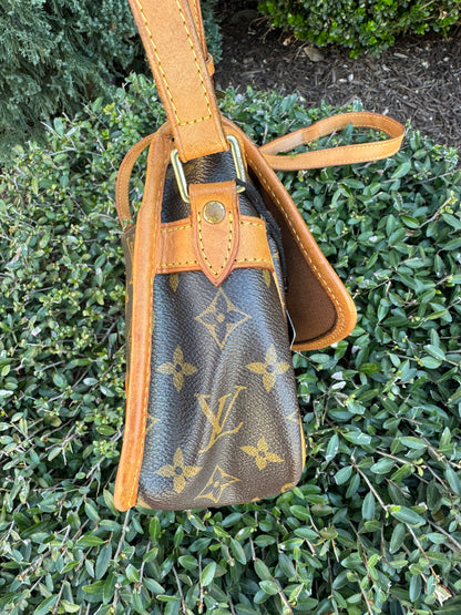 Louis Vuitton Sologne