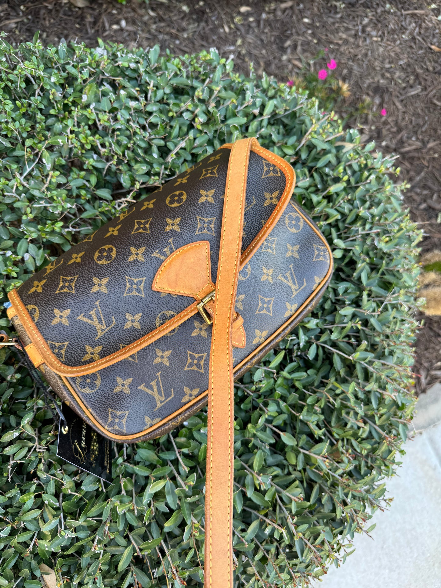 Louis Vuitton Sologne