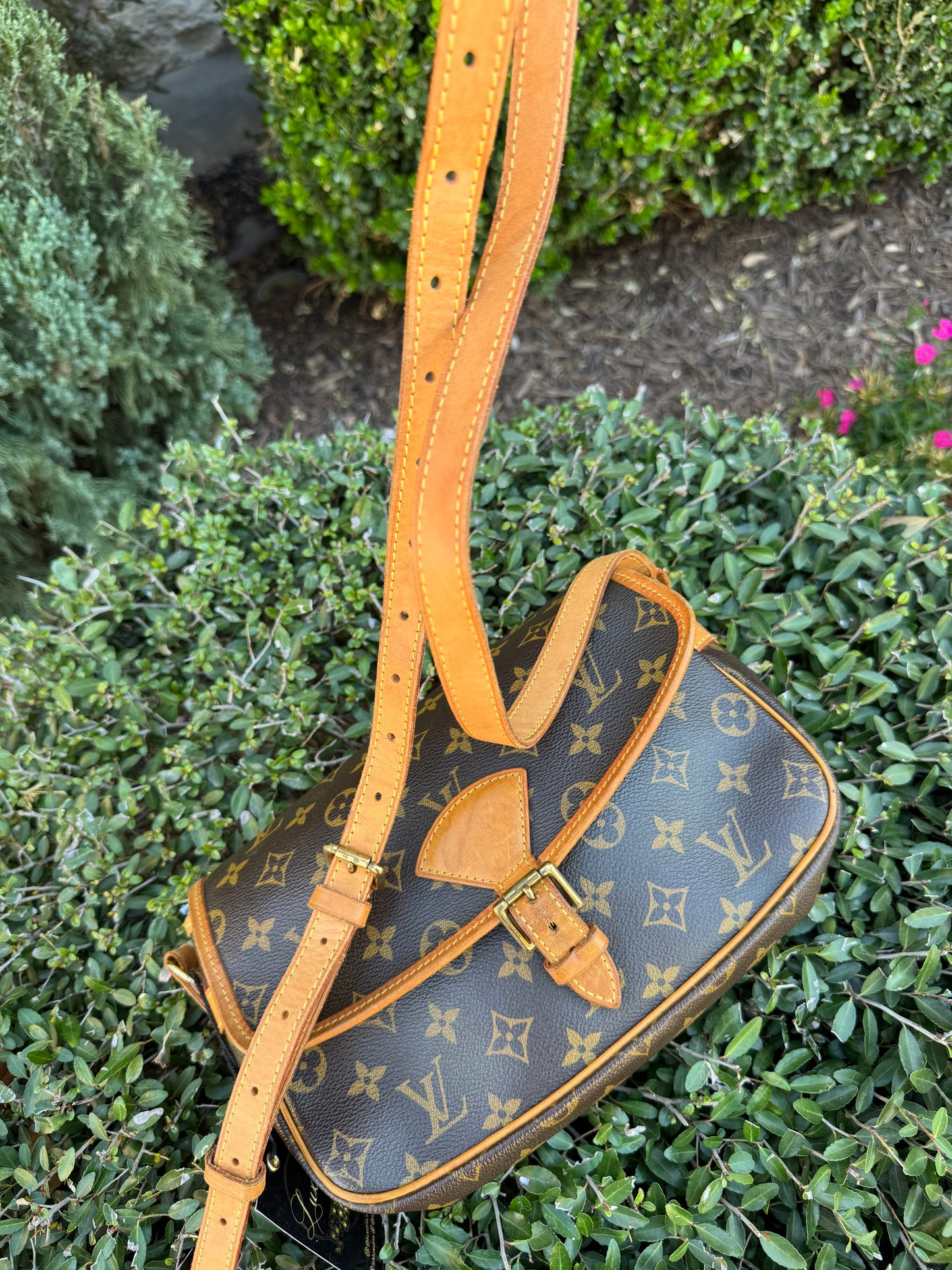 Louis Vuitton Sologne