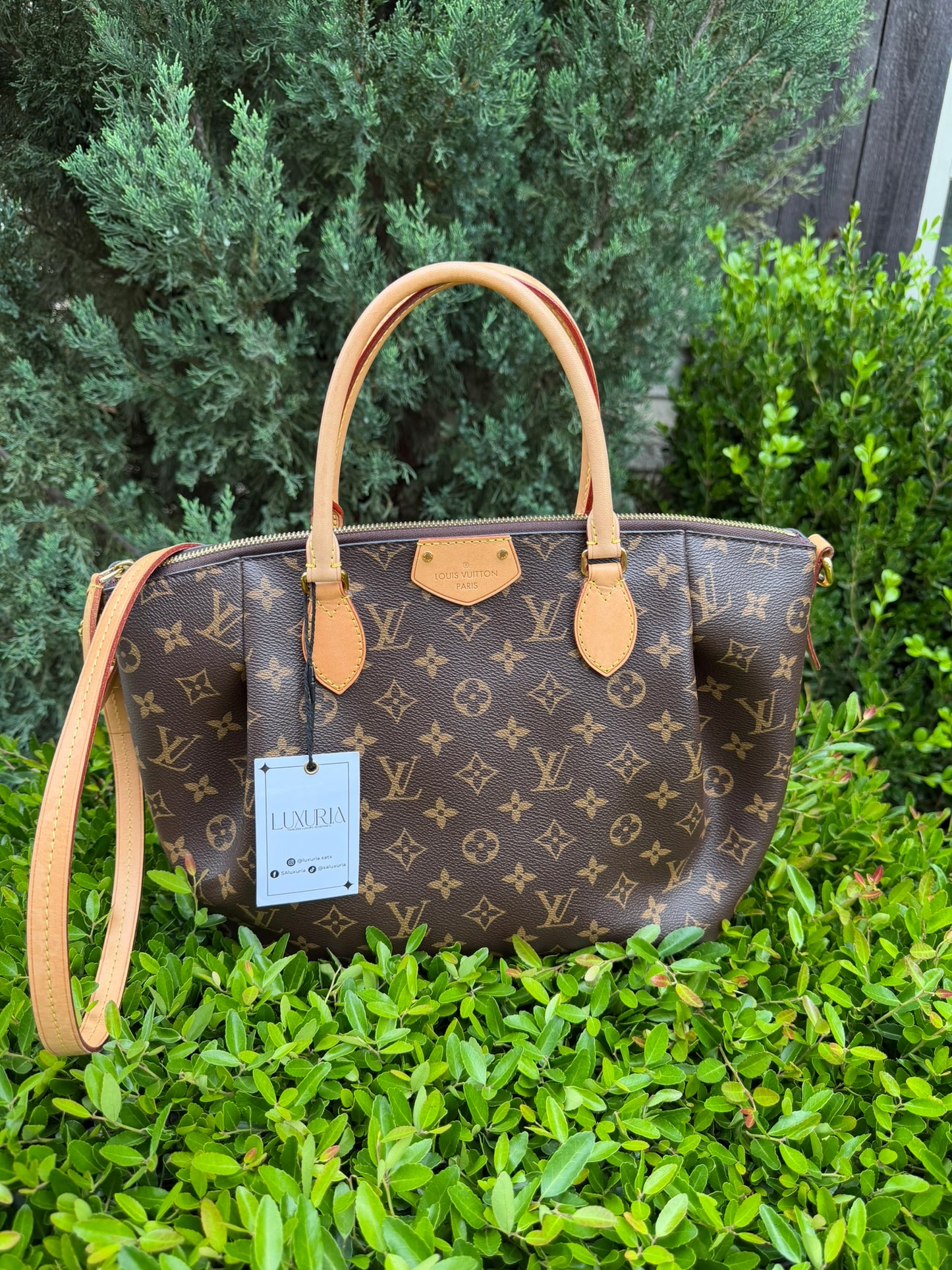 Louis Vuitton Turenne MM – Monogram Canvas